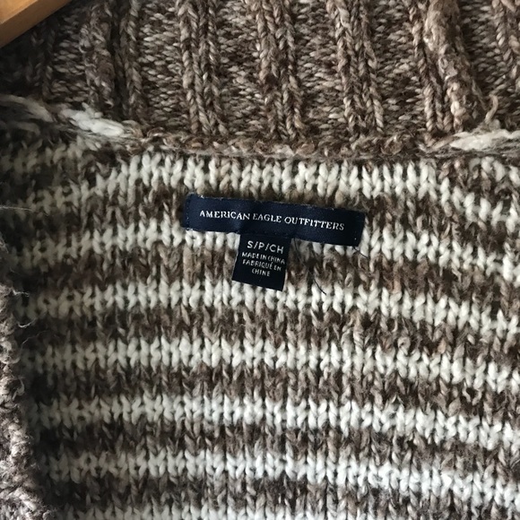 American Eagle Oversize Knit Aztec Cardigan - Picture 4 of 5